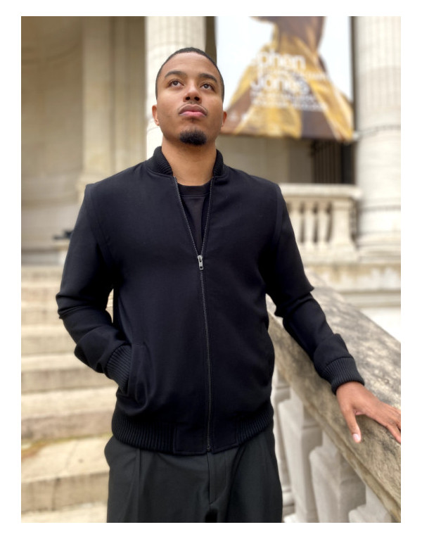 Veste bleue marine élégante aux manches amovibles : un indispensable mode